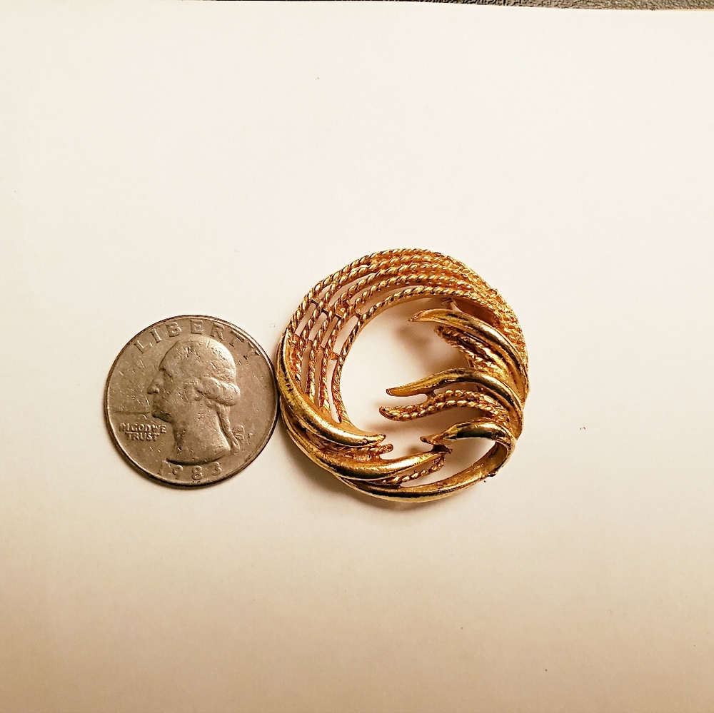 Antique Gold Brooch Pin